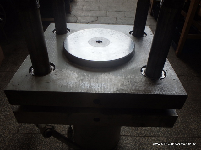 Spodní vyhazovák lisu PYE 160  (14505 (3).JPG)